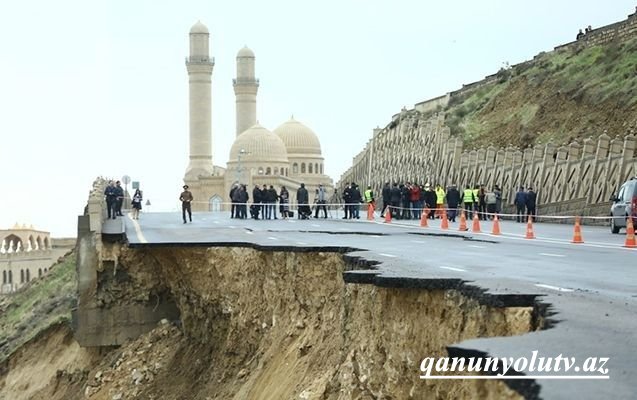 Bakıdakı sürüşmə sahələri aktivləşib, təhlükəli vəziyyət yaranıb - Video