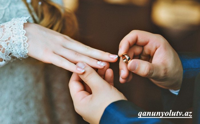 14 yaşlı qız nişanlandı - Atası ilə bəy həbs edildi-Yenilənib