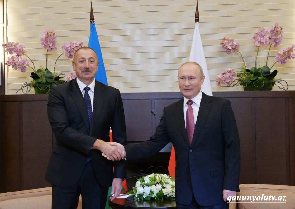 Putin İlham Əliyevi təbrik etdi