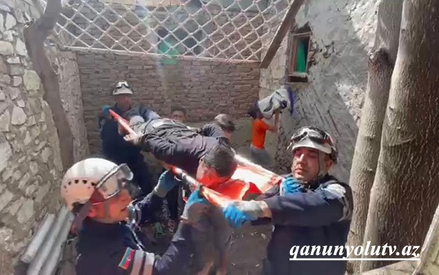 Damı təmir edərkən başına iş gəldi - Video