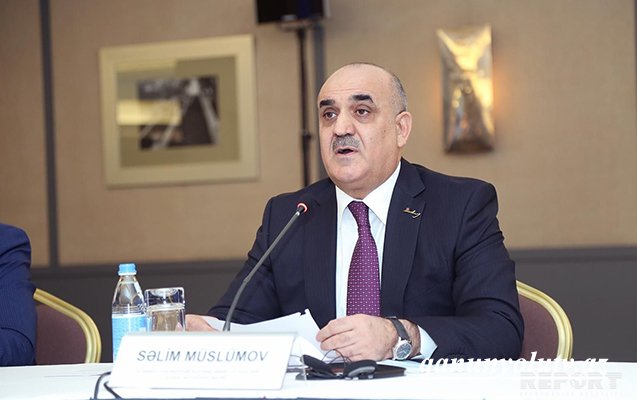 Səlim Müslümovun məhkəməsi niyə uzanır?