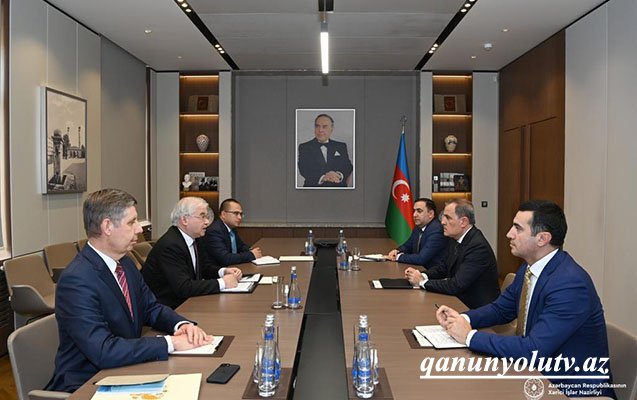 Bayramov Xovayevlə sülh prosesini müzakirə etdi