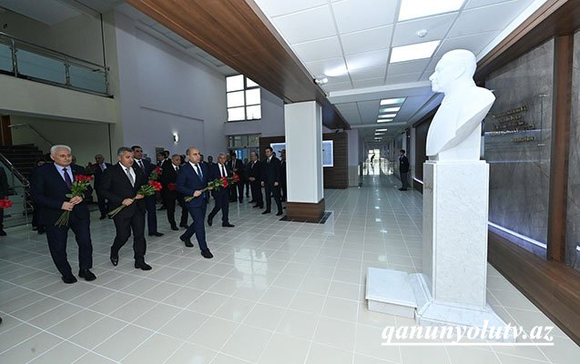 BMU-da Heydər Əliyevin büstünün açılış mərasimi oldu - Fotolar