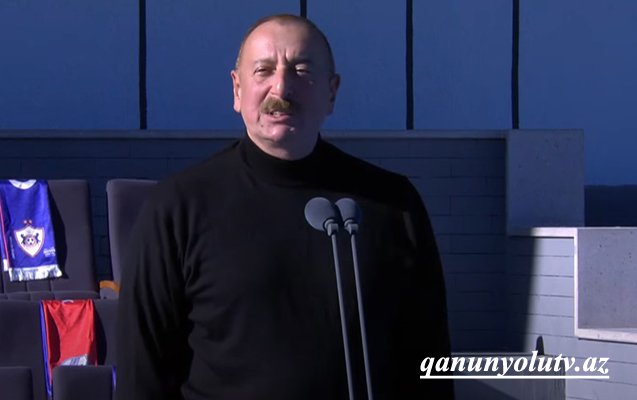 Prezident stadionda çıxış etdi - Video - Yenilənib
