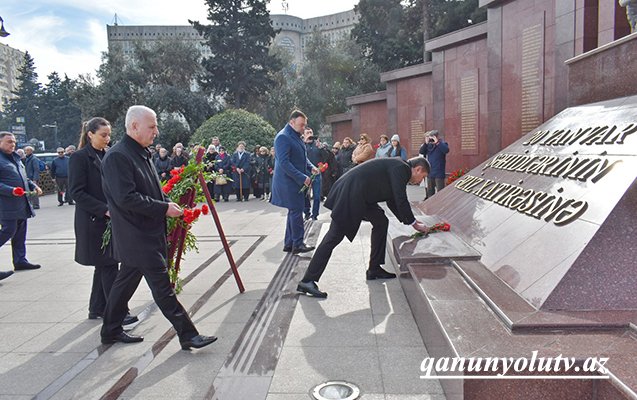 Yasamal rayon ictimaiyyəti 20 Yanvar şəhidlərini anıb