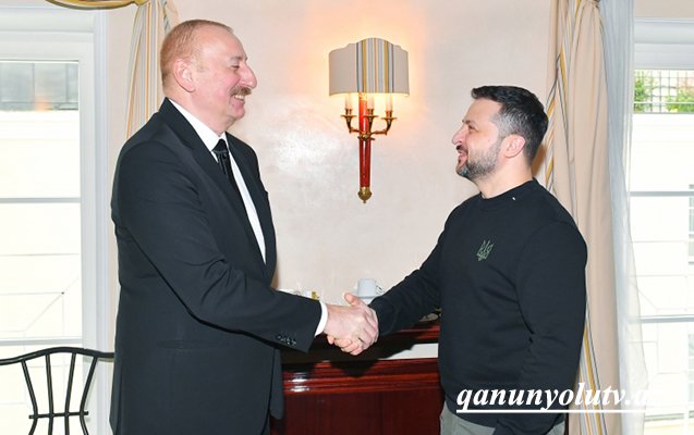 İlham Əliyev Zelenski ilə görüşdü - Foto+Yenilənib