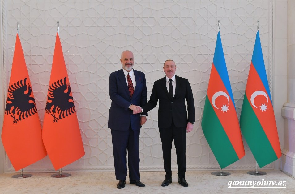 İlham Əliyevin Edi Rama ilə təkbətək görüşü oldu - Yenilənib+Fotolar