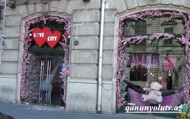 Bakının mərkəzindəki “Love City”nin fəaliyyəti dayandırıldı - Video