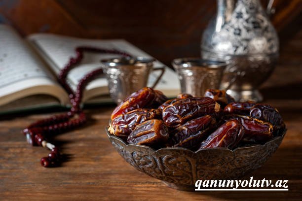 On birincu günün duası - İmsak və iftar vaxtı
