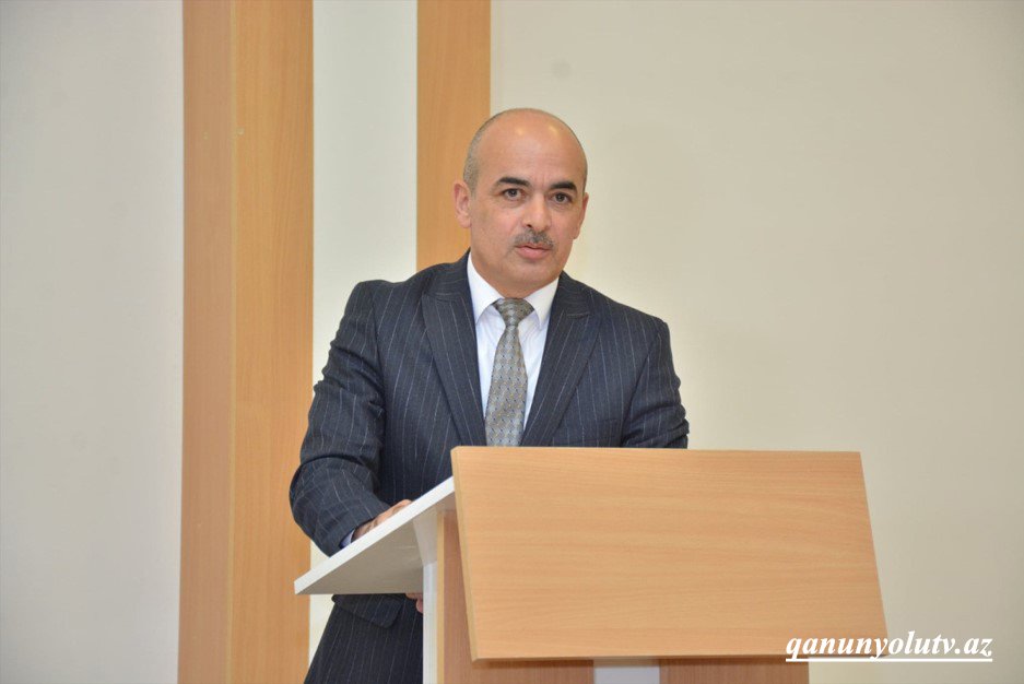 Regional Təhsil İdarəsinin müdiri işdən çıxarıldı