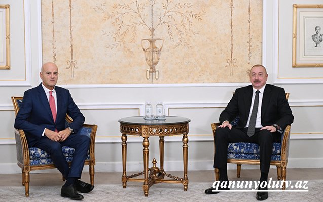 Prezident Romada görüş keçirdi - Video