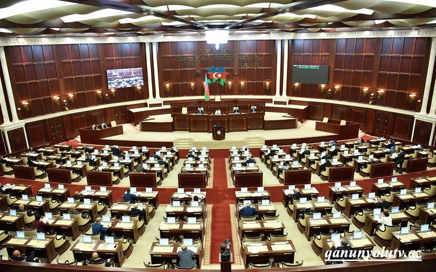 Parlamentin işçi qruplarına yeni rəhbərlər seçildi - Siyahı