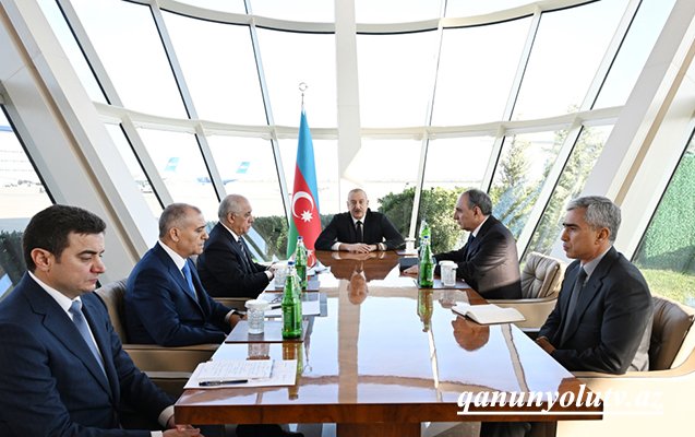 Prezident təcili müşavirə keçirdi - Fotolar - Yenilənib