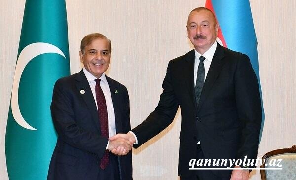 İlham Əliyev Pakistanın Baş nazirini təbrik etdi