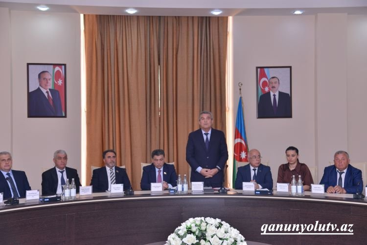 Qaradağda Ulu Öndərlə bağlı dəyirmi masa keçirildi - Fotolar