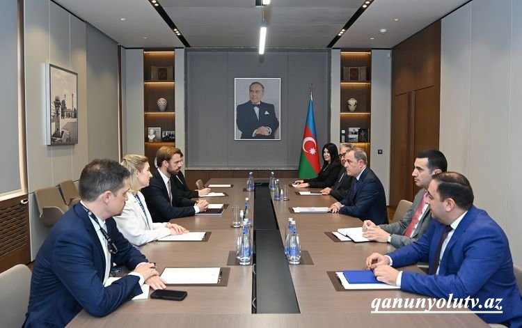 Ceyhun Bayramov ABŞ Dövlət Departamentinin rəsmisi ilə görüşdü