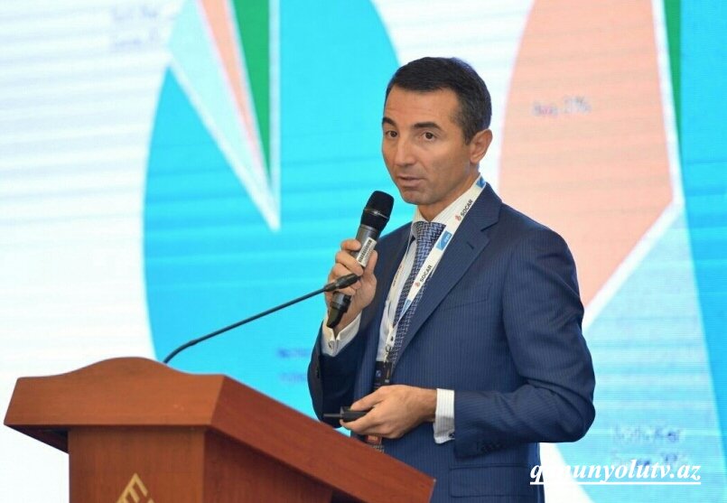 AzTV Adnan Əhmədzadədən süjet hazırladı - Video