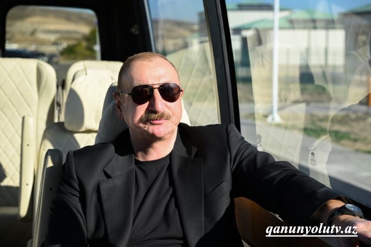 Prezident bu kəndləri gəzdi - Fotolar