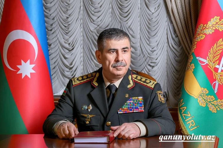Hərbçilərin dənizə düşərək həlak olmasına görə başsağlığı verdi